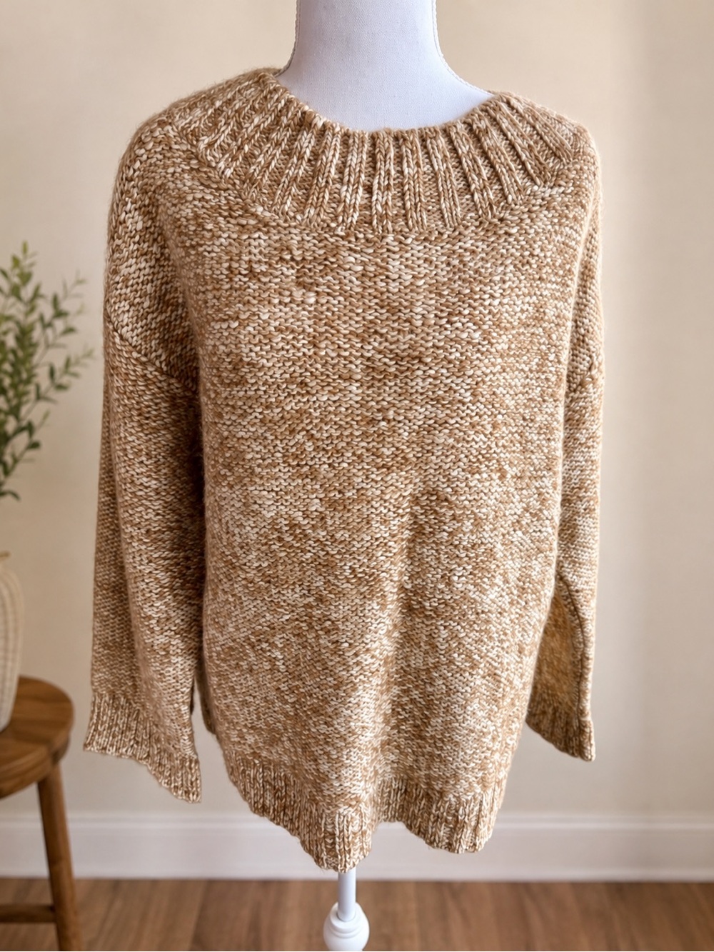 Lord & Taylor VGUC Slub Knit Boxy Sweater Tan Cream M